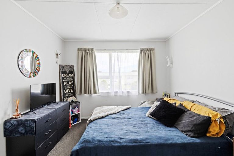 Photo of property in 1 Veronica Place, Bell Block, New Plymouth, 4312