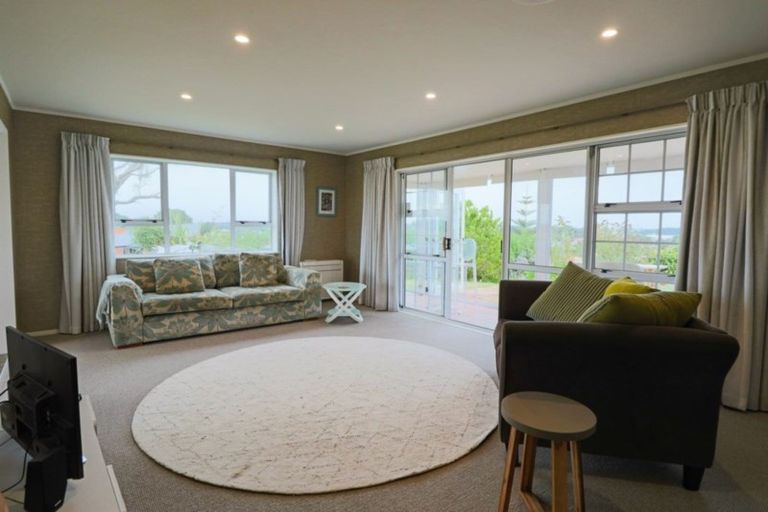 Photo of property in 33 Victoria Street, Foxton, 4814