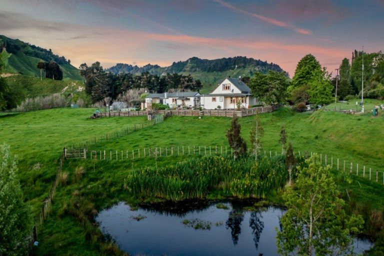 Photo of property in 6707 Ohura Road, Kohuratahi, Stratford, 4396