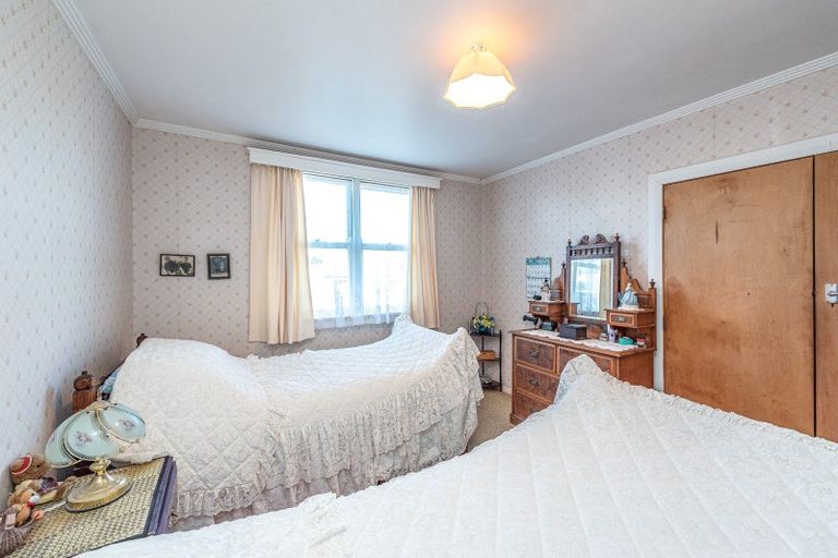 Photo of property in 107 Karaka Street, Castlecliff, Whanganui, 4501