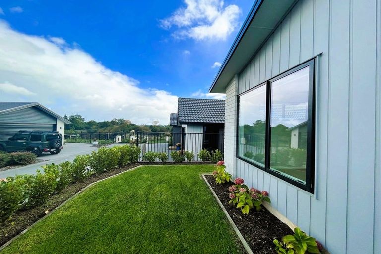 Photo of property in 73 Heartwood Avenue, Omokoroa, 3114