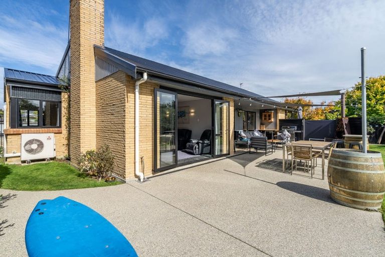 Photo of property in 34 Cruickshank Crescent, Rosedale, Invercargill, 9810