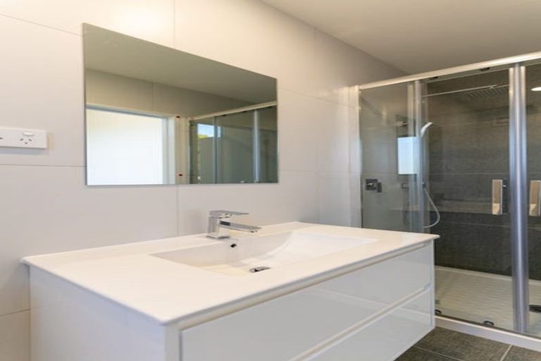 Photo of property in 13 Rangimarie Close, Opaheke, Papakura, 2113