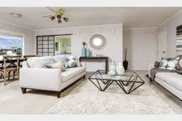 Photo of property in 8a Ladies Mile, Manly, Whangaparaoa, 0930