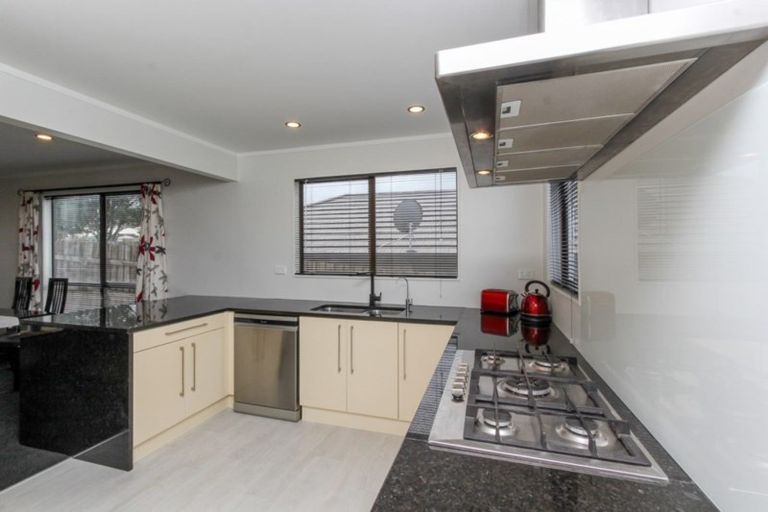 Photo of property in 10 Antonia Place, Bell Block, New Plymouth, 4312