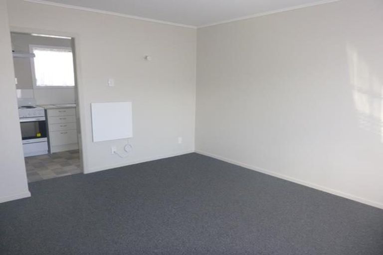 Photo of property in 2/66 Richmond Street, Petone, Lower Hutt, 5012