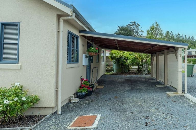 Photo of property in 7 Margate Street, Waihola, Milton, 9073