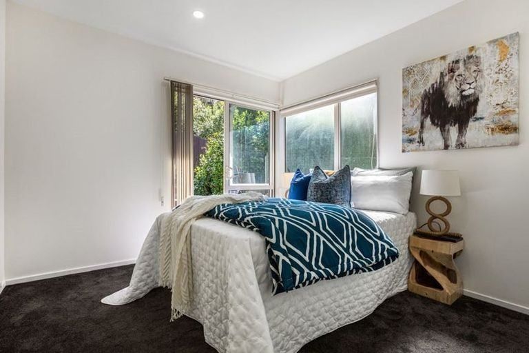 Photo of property in 24 Langana Avenue, Browns Bay, Auckland, 0630