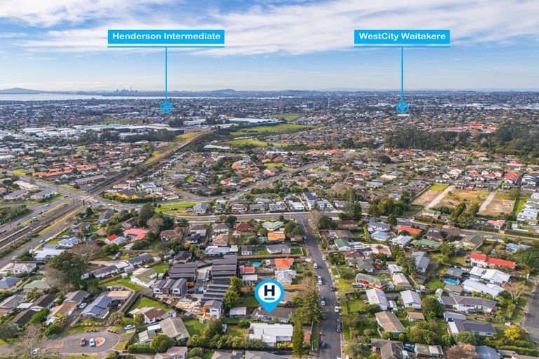 Photo of property in 36 Jillian Drive, Ranui, Auckland, 0612