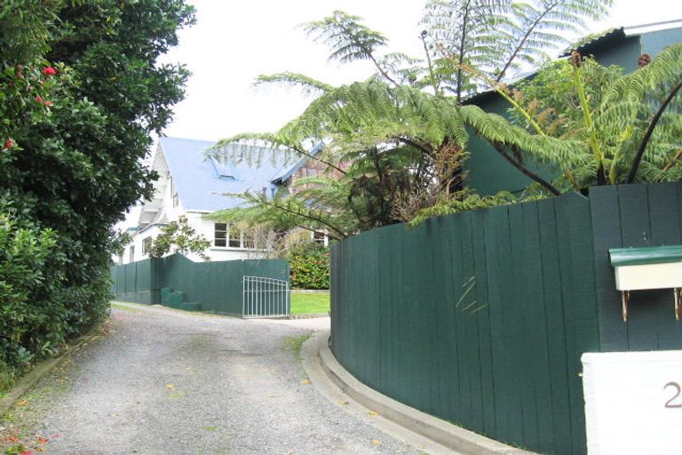 Photo of property in 22 Middleton Road, Johnsonville, Wellington, 6037