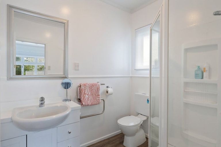 Photo of property in 7 Kawiu Road, Levin, 5510