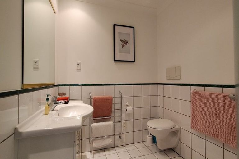 Photo of property in Vicino Apartments, 25/33 Taranaki Street, Te Aro, Wellington, 6011