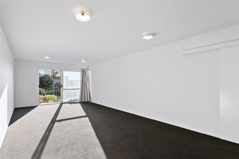 Photo of property in 239 Cannon Hill Crescent, Mount Pleasant, Christchurch, 8081