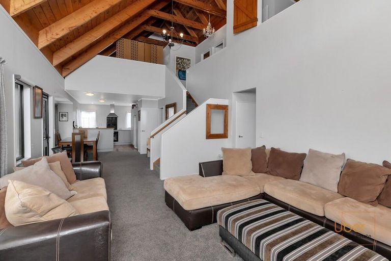 Photo of property in 98 Fourth Avenue, Woodhill, Whangarei, 0110