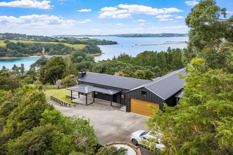 Photo of property in 414 Leigh Road, Whangateau, 0985