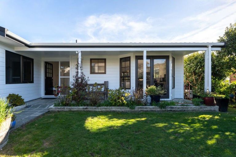 Photo of property in 9 Lakewood Avenue, Churton Park, Wellington, 6037