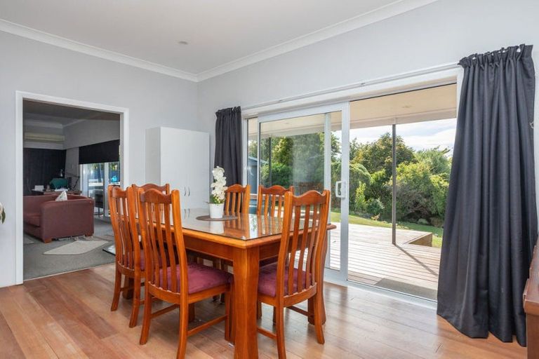 Photo of property in 16 Ruahine Street, Dannevirke, 4930