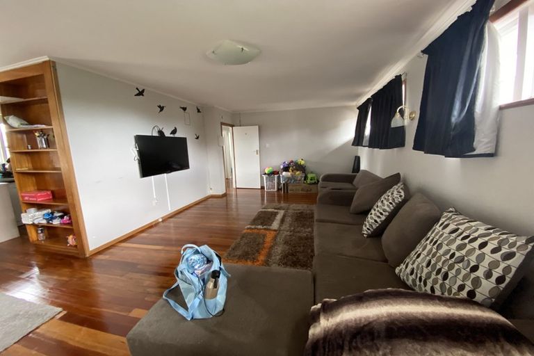 Photo of property in 57b Hepburn Road, Glendene, Auckland, 0602