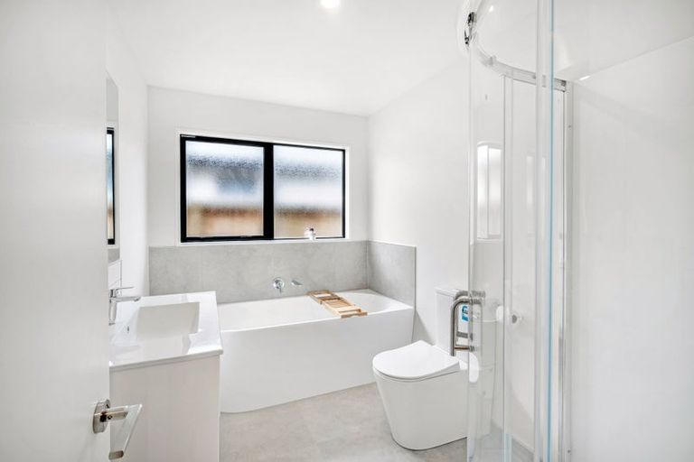 Photo of property in 38 Mabel Crescent, Halswell, Christchurch, 8025