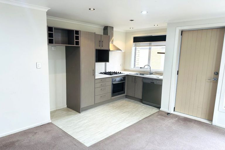 Photo of property in 8a Pitt Street, Frankton, Hamilton, 3204