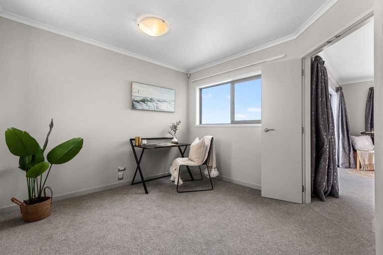 Photo of property in 13 Olive Close, Omokoroa, 3114