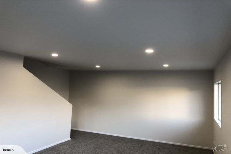 Photo of property in 30 Vireya Court, Goodwood Heights, Auckland, 2105