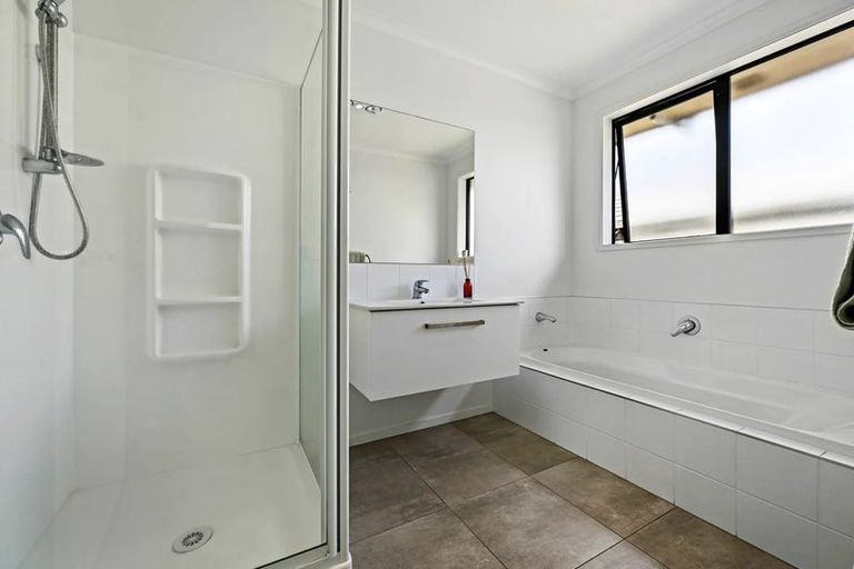 Photo of property in 11 Keston Crescent, Flagstaff, Hamilton, 3210