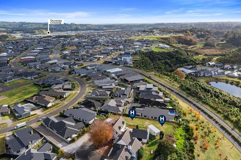 Photo of property in 92 Puhirake Crescent, Pyes Pa, Tauranga, 3112