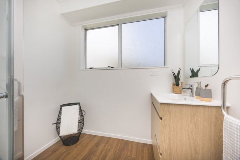 Photo of property in 18 Capri Place, Awapuni, Palmerston North, 4412