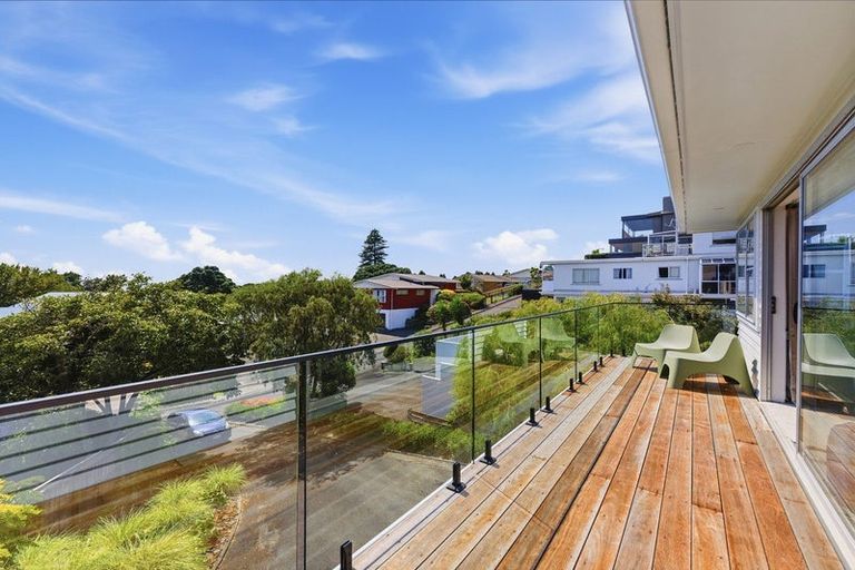 Photo of property in 426 Devon Street West, Lynmouth, New Plymouth, 4310