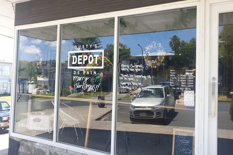 Photo of property in 54 Simkin Avenue, St Johns, Auckland, 1072