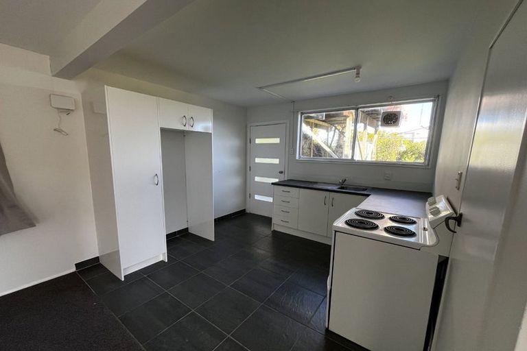 Photo of property in 109 Dowse Drive, Maungaraki, Lower Hutt, 5010