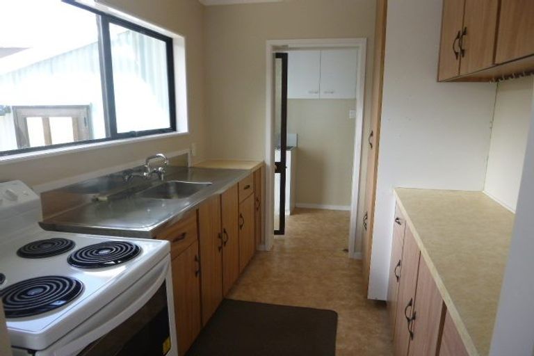 Photo of property in 27 Fitzherbert Street, Alicetown, Lower Hutt, 5010