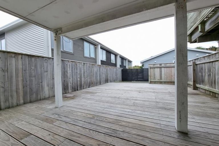 Photo of property in 22 Tamar Street, Island Bay, Wellington, 6023