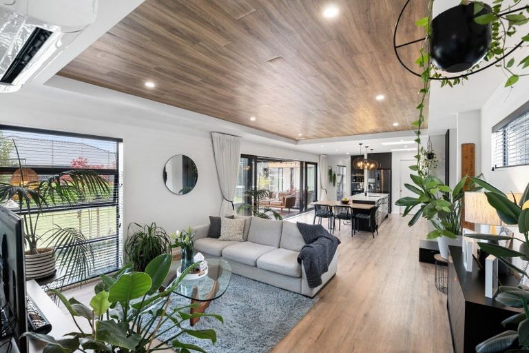 Photo of property in 7 Lesser Close, Rolleston, 7615