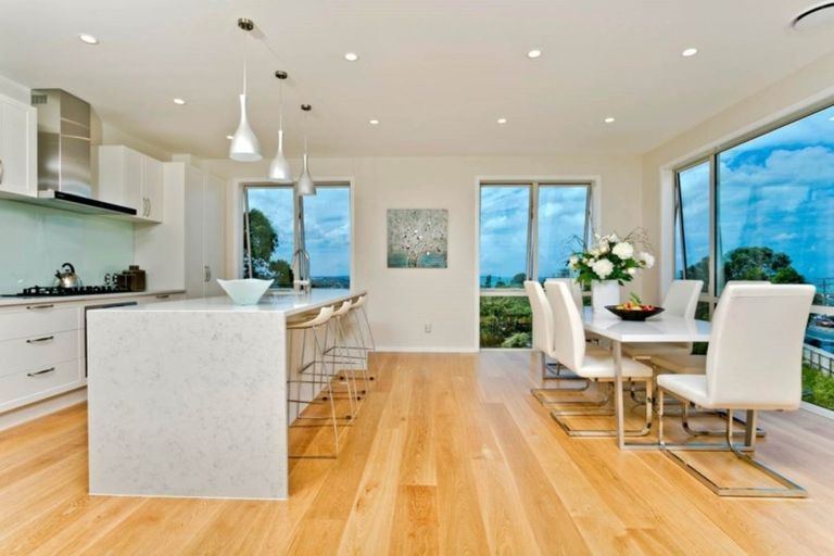 Photo of property in 187a Browns Bay Road, Browns Bay, Auckland, 0630