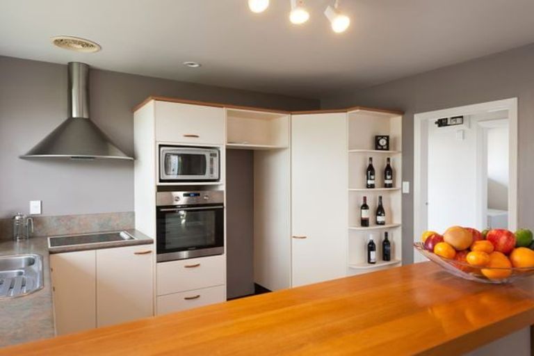 Photo of property in 49 Deepdale Street, Burnside, Christchurch, 8053