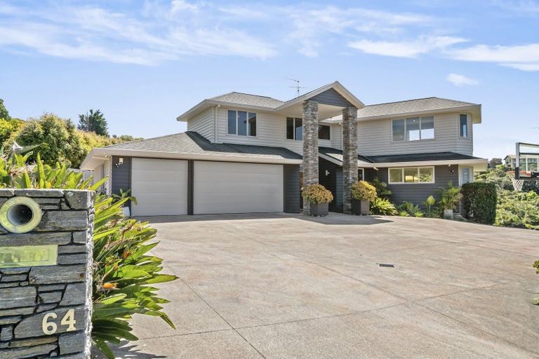 Photo of property in 64 Balboa Drive, Matakatia, Whangaparaoa, 0930