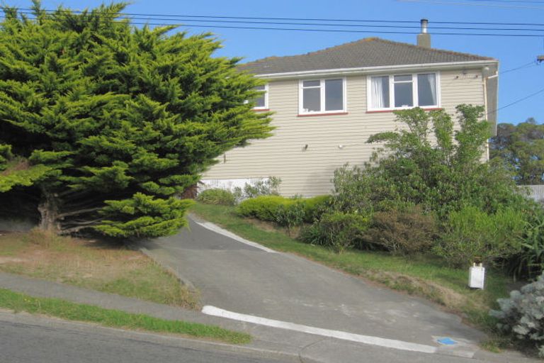 Photo of property in 14 Chaffey Crescent, Titahi Bay, Porirua, 5022