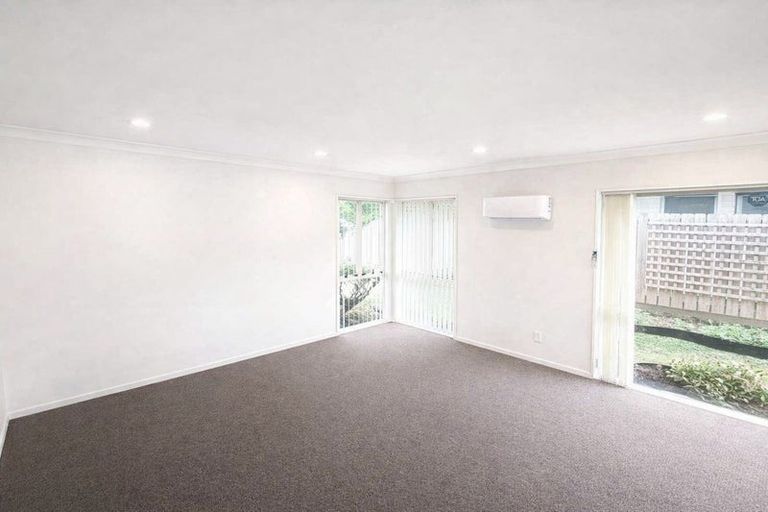 Photo of property in 52 Nicholas Road, Somerville, Auckland, 2014