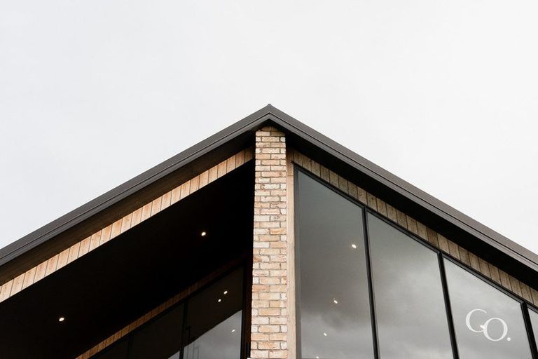 Photo of property in 42 Te Auhi Way, Welcome Bay, Tauranga, 3112