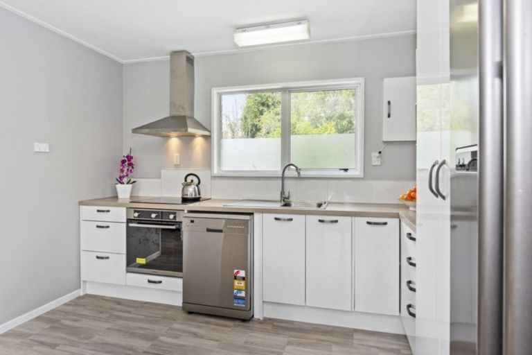 Photo of property in 2/23 Robins Road, Judea, Tauranga, 3110