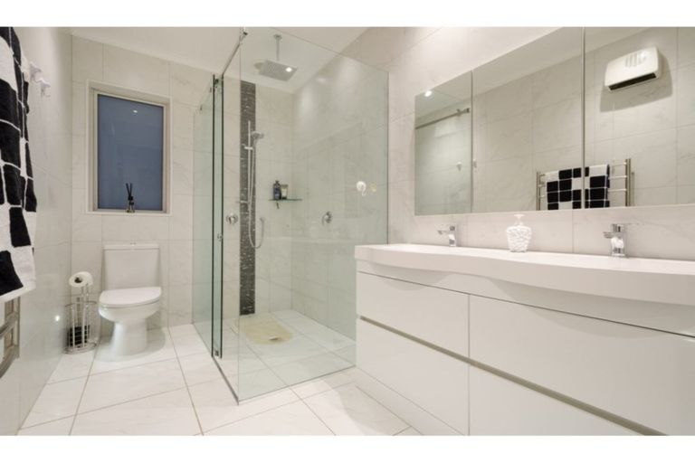 Photo of property in 127 Matua Road, Huapai, Kumeu, 0810