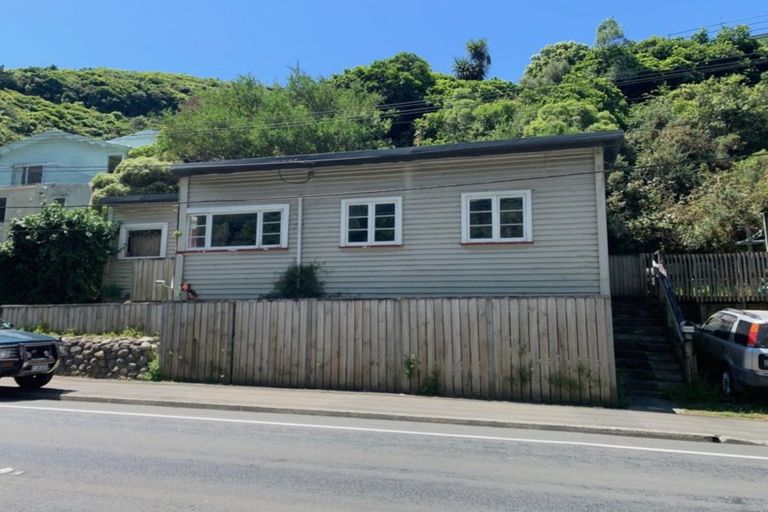 Photo of property in 405 Ohiro Road, Brooklyn, Wellington, 6021