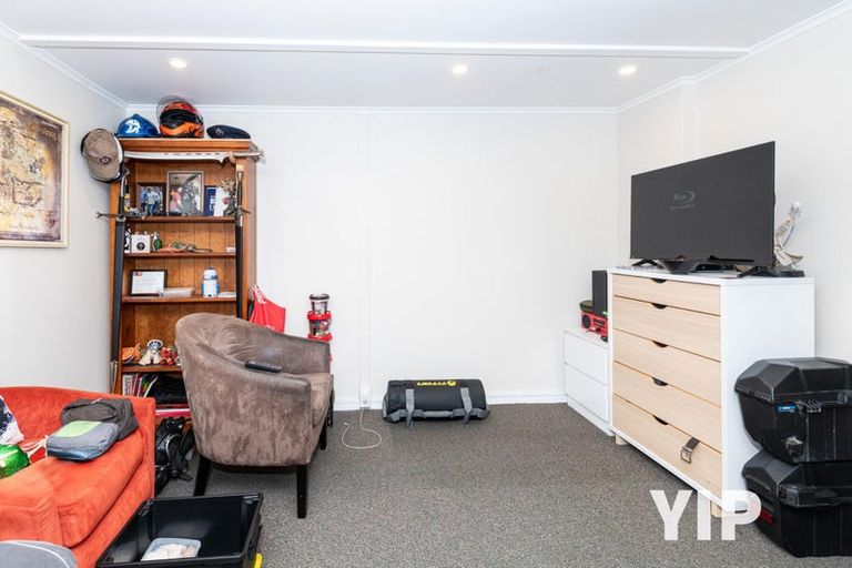 Photo of property in 1/71 Larsen Crescent, Tawa, Wellington, 5028