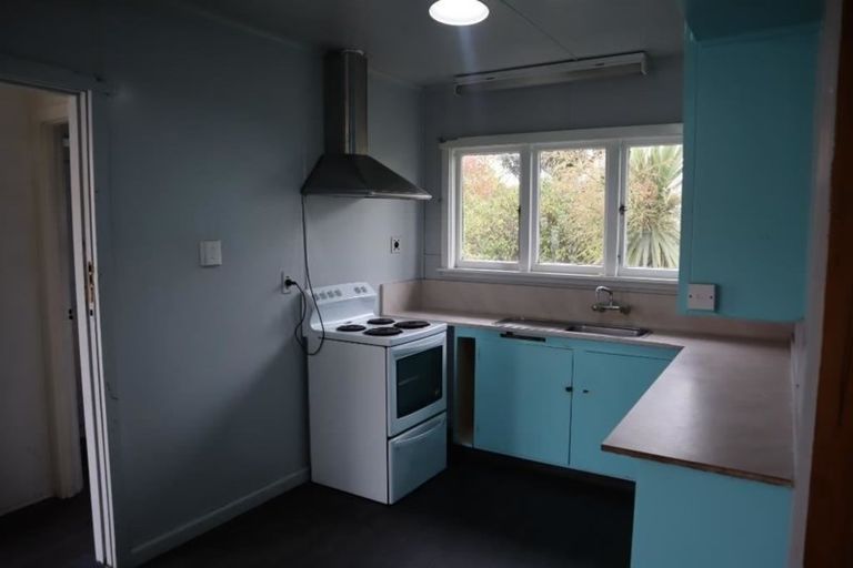 Photo of property in 112 Avonhead Road, Avonhead, Christchurch, 8042