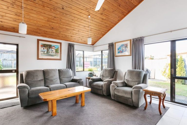 Photo of property in 57a Hartford Avenue, Papamoa Beach, Papamoa, 3118