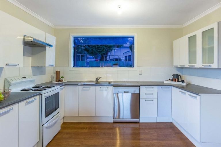 Photo of property in 84 Castor Crescent, Cannons Creek, Porirua, 5024
