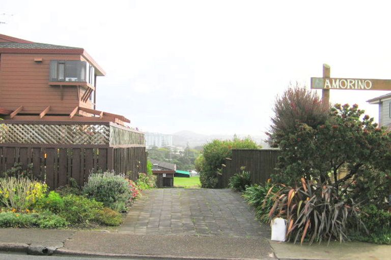 Photo of property in 57b Rosario Crescent, Red Beach, 0932