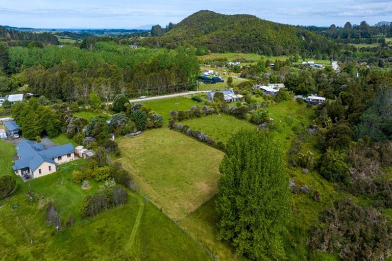 Photo of property in Cowshed Restaurant, 53 Pebblebrooke Road, Mangawhai, 0573